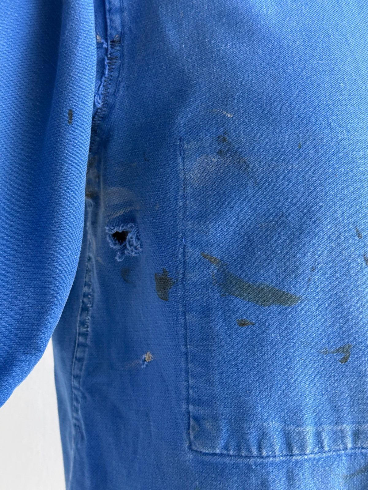 Thrashed Blue French 1970s Vintage Workwear Chore Jacket CH447 - Small