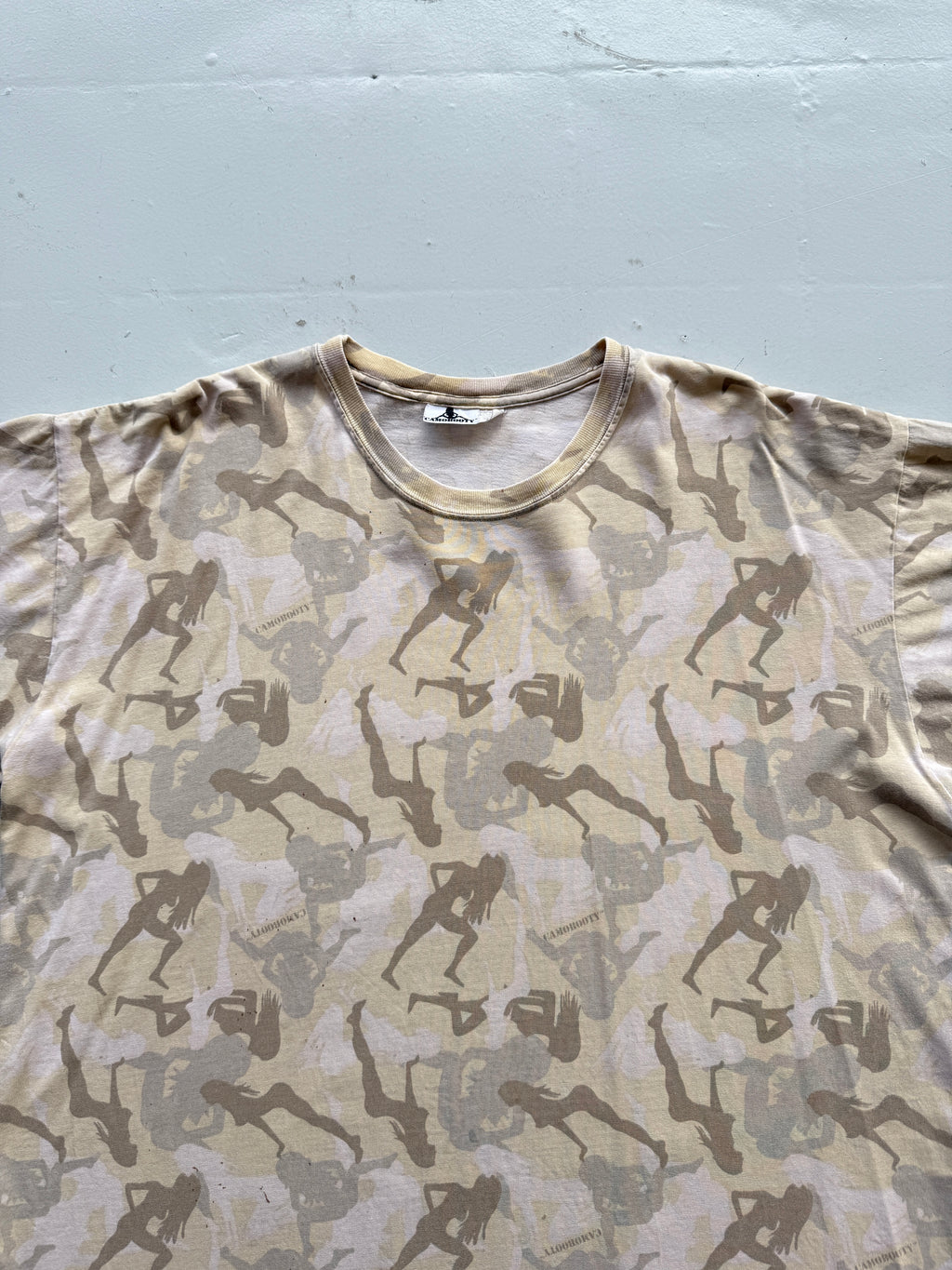 Camo Novelty Nude Silhouette 00's Camouflage T-Shirt - XL