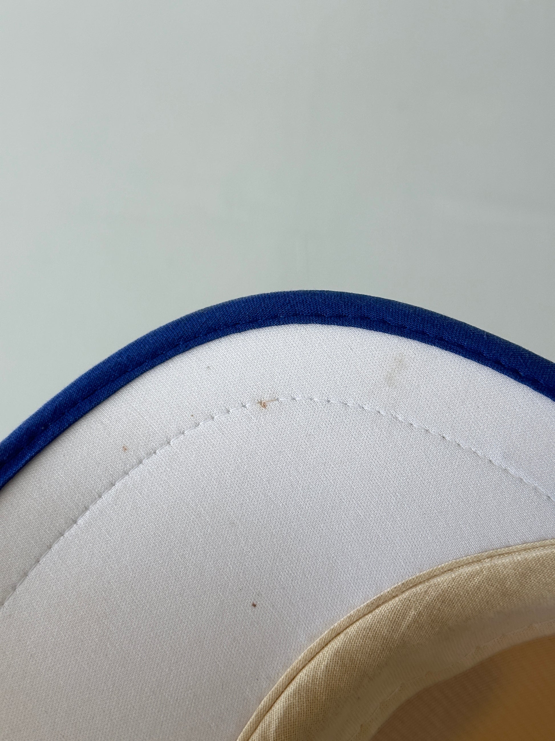White / Blue Ford 80's Vintage Mesh SnapBack Trucker Cap