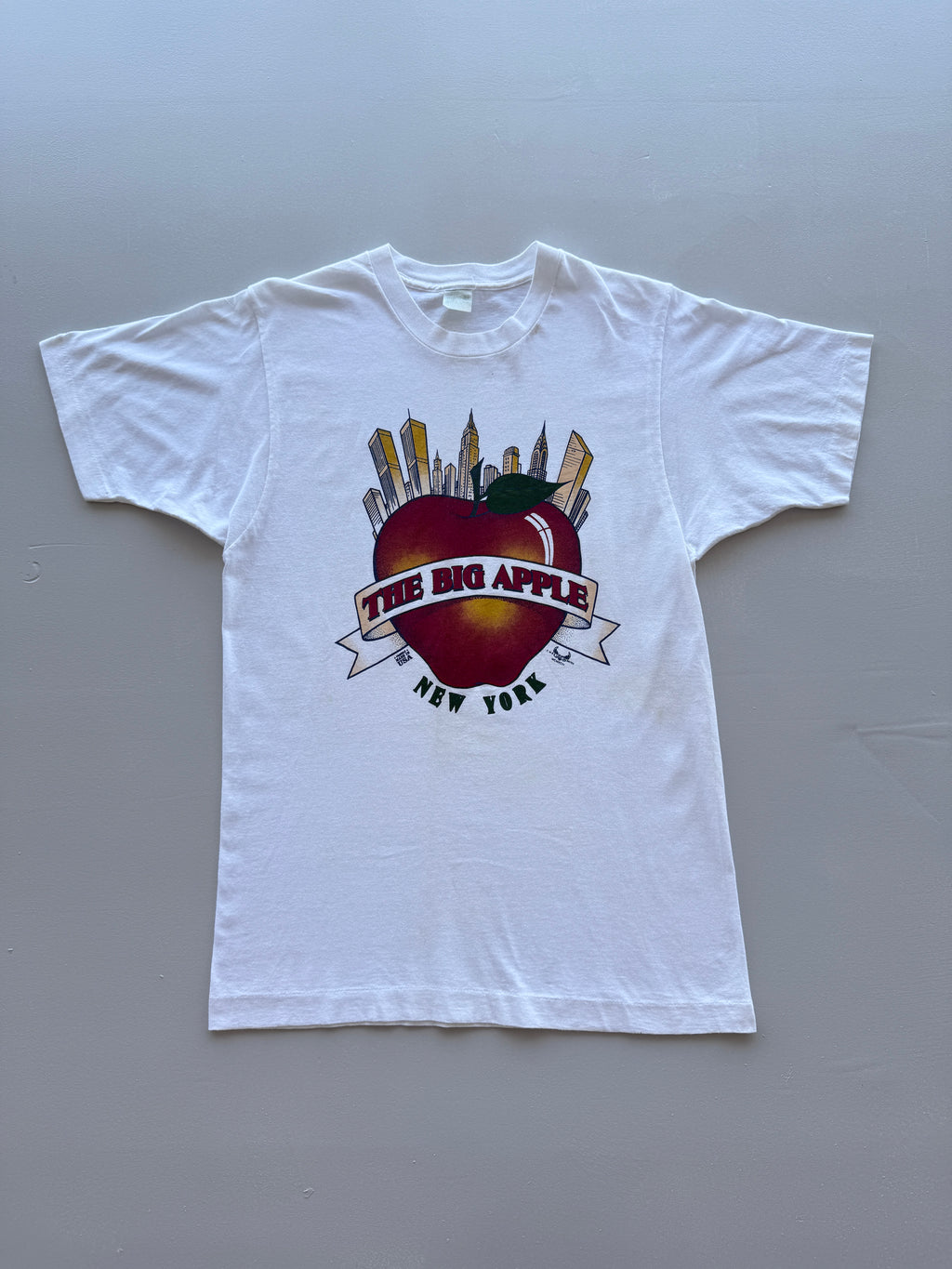The Big Apple New York Made in USA 90s Vintage Single Stitch T-Shirt - Medium