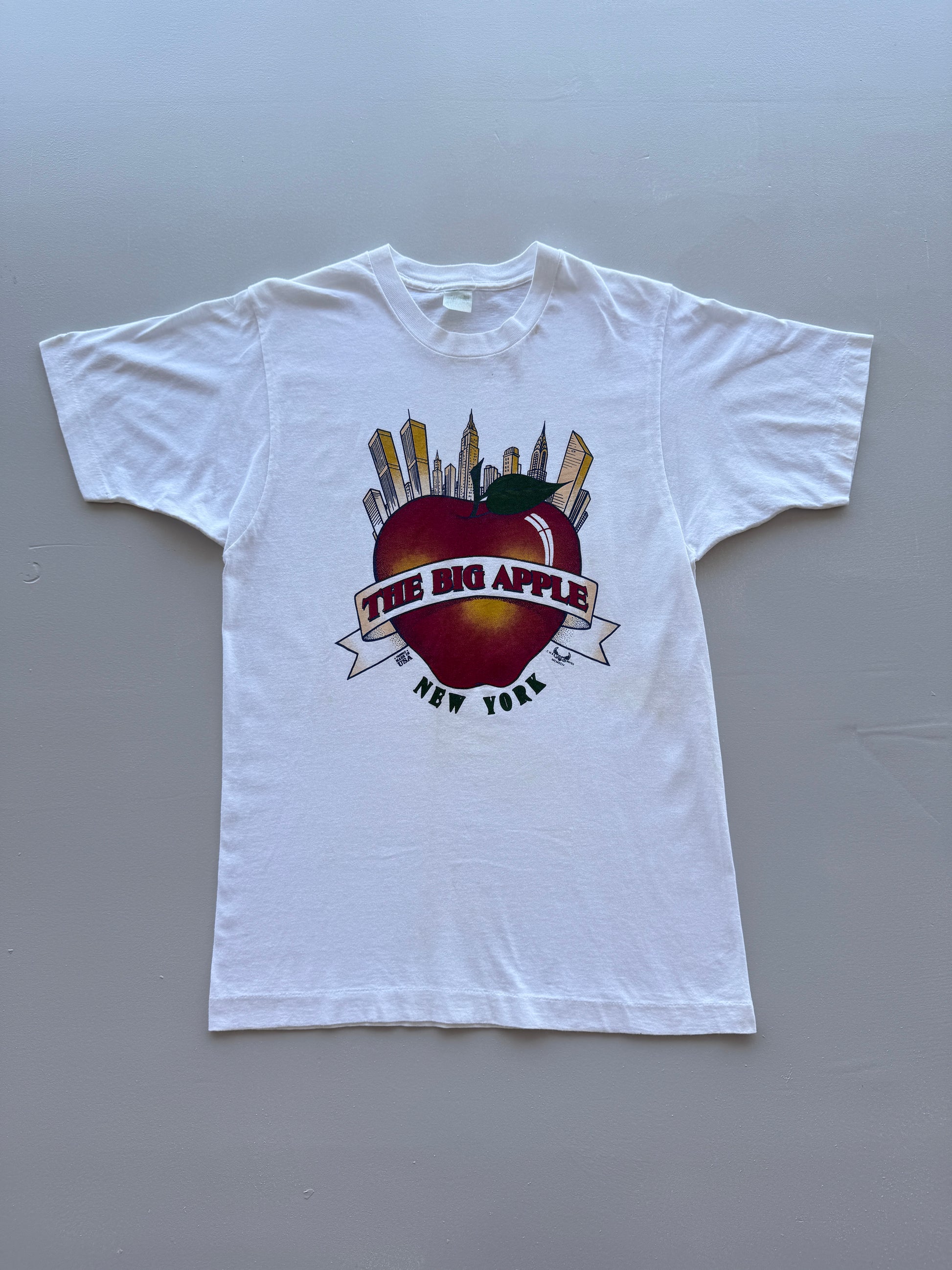 The Big Apple New York Made in USA 90s Vintage Single Stitch T-Shirt - Medium