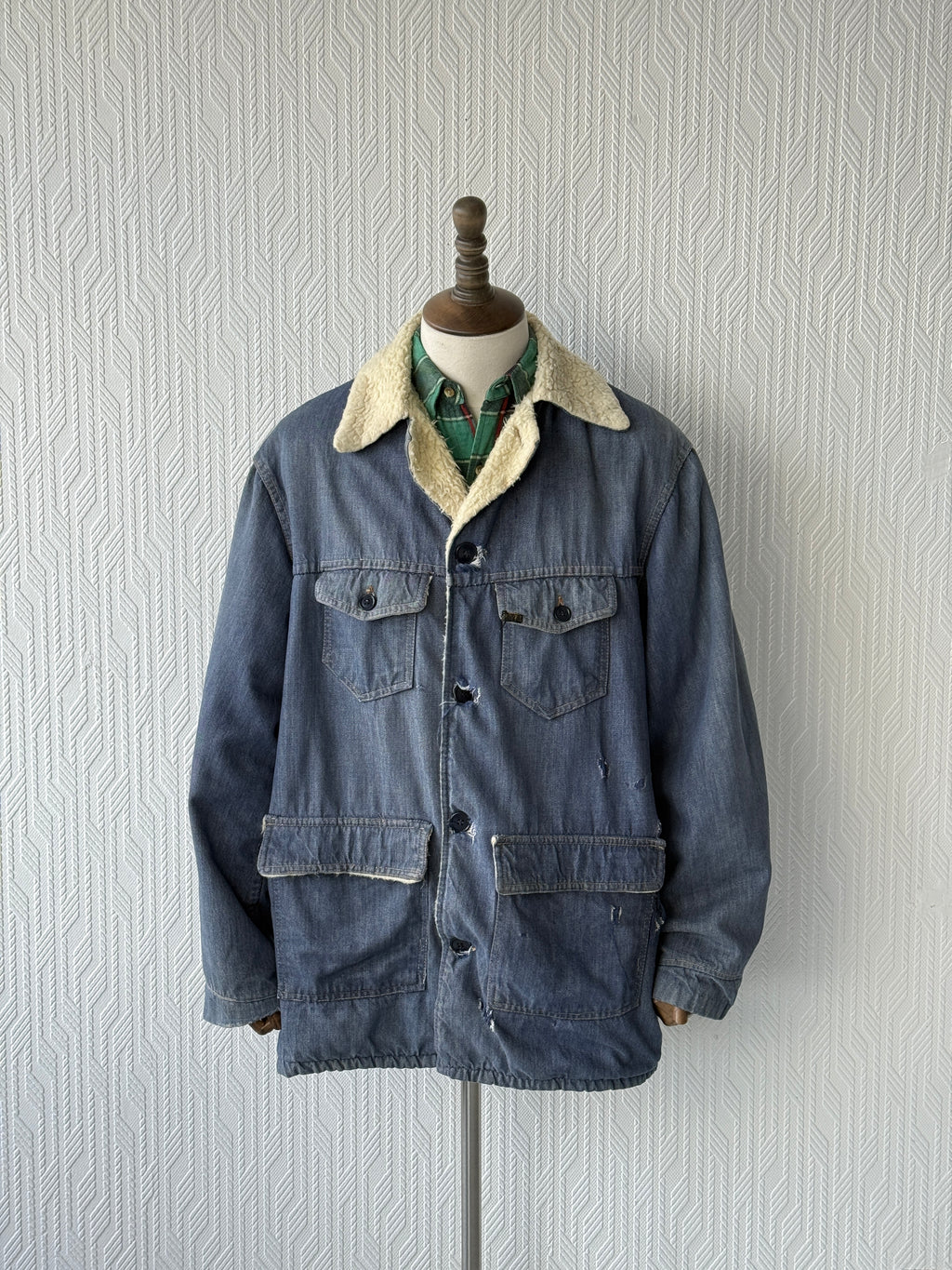 Blue Denim Sherpa Lined 70's Vintage Thrashed Jacket - XL