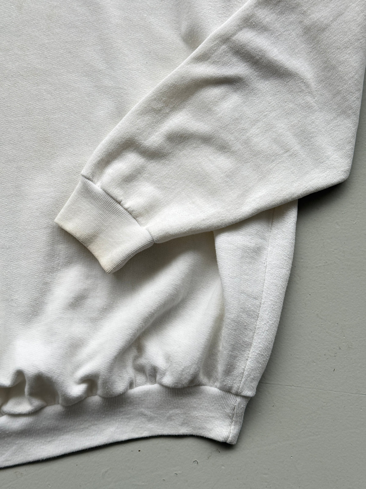 Opel Logo 90's Vintage Sweatshirt - Medium