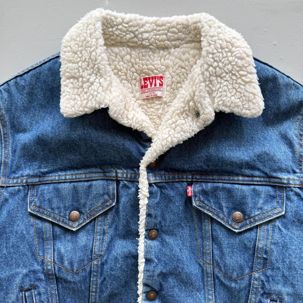 Vintage Levi's Denim Sherpa 80's Lined Jacket - Large