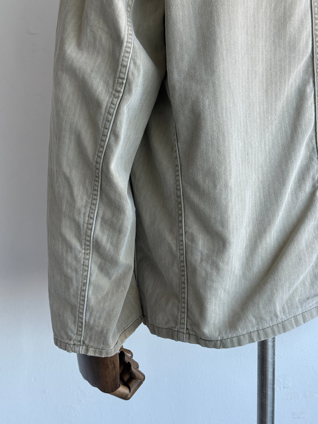 Faded Green French 1960s Vintage Workwear Chore Jacket CH453 - Medium