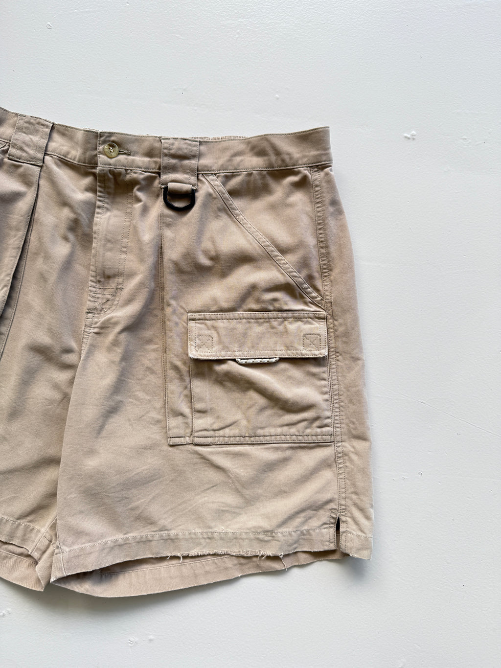 Beige Columbia 00's Vintage Hiking Cargo Shorts - W40 x L8