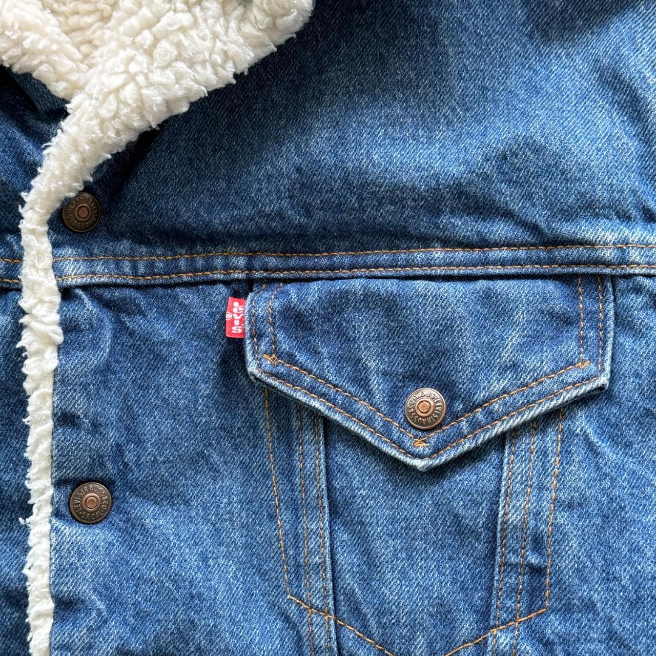 Vintage Levi's Denim Sherpa 80's Lined Jacket - Large