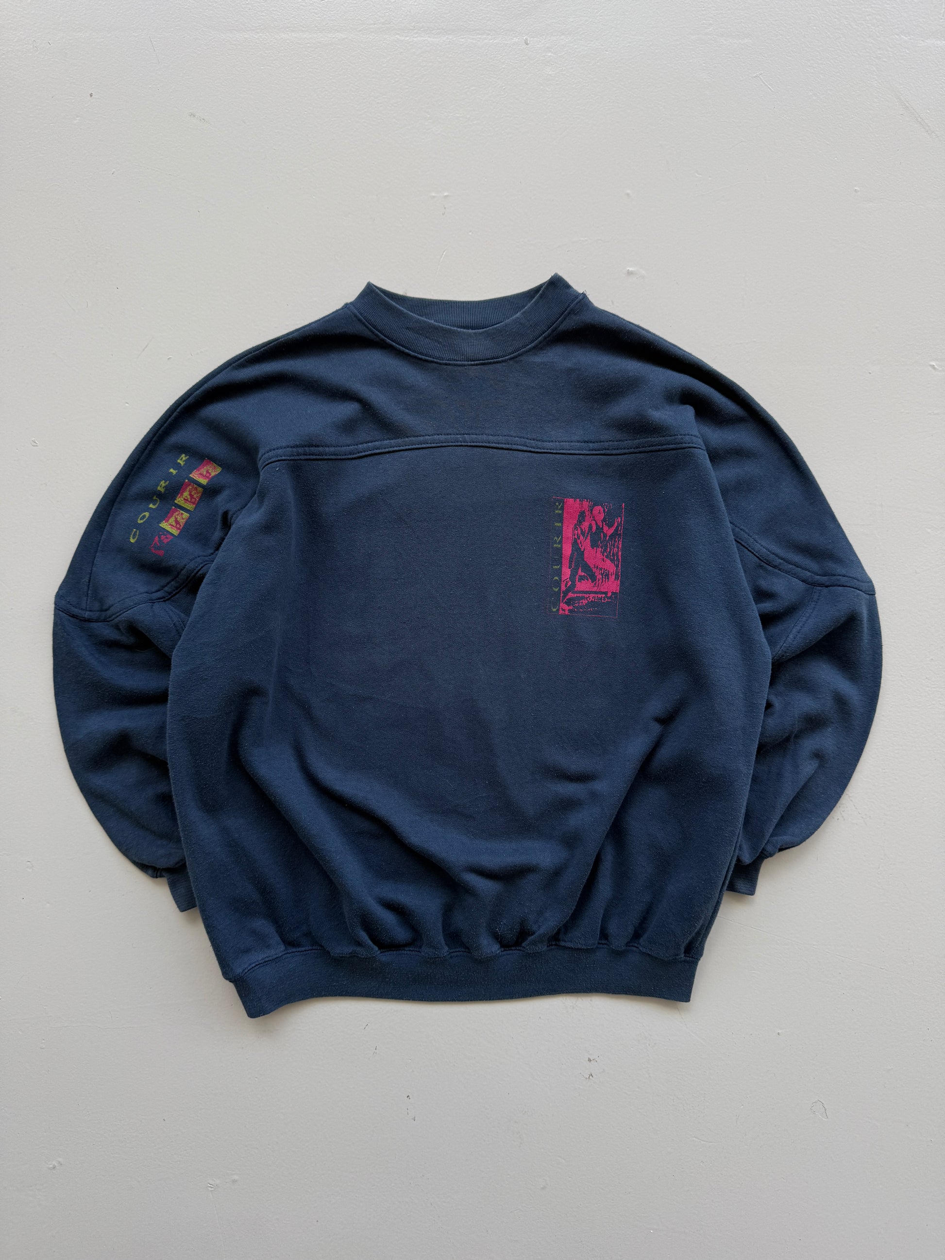 Courir Running Graphic 90's Vintage Sweatshirt - Medium