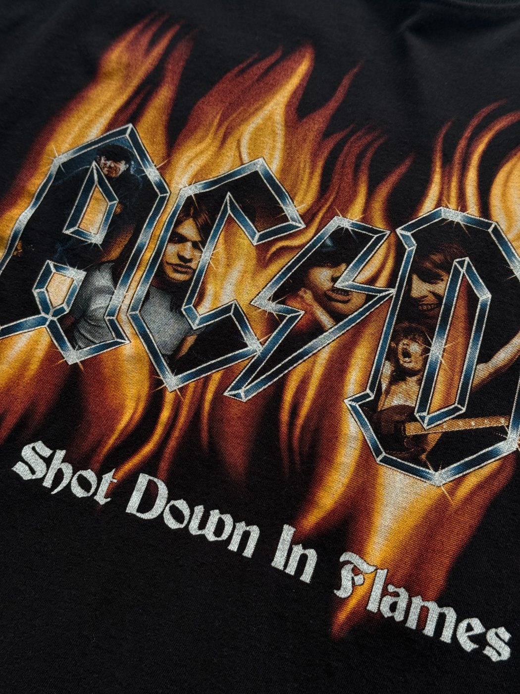 AC/DC Shot Down In Flames Hot Rock Vintage Graphic Band T-Shirt - Large