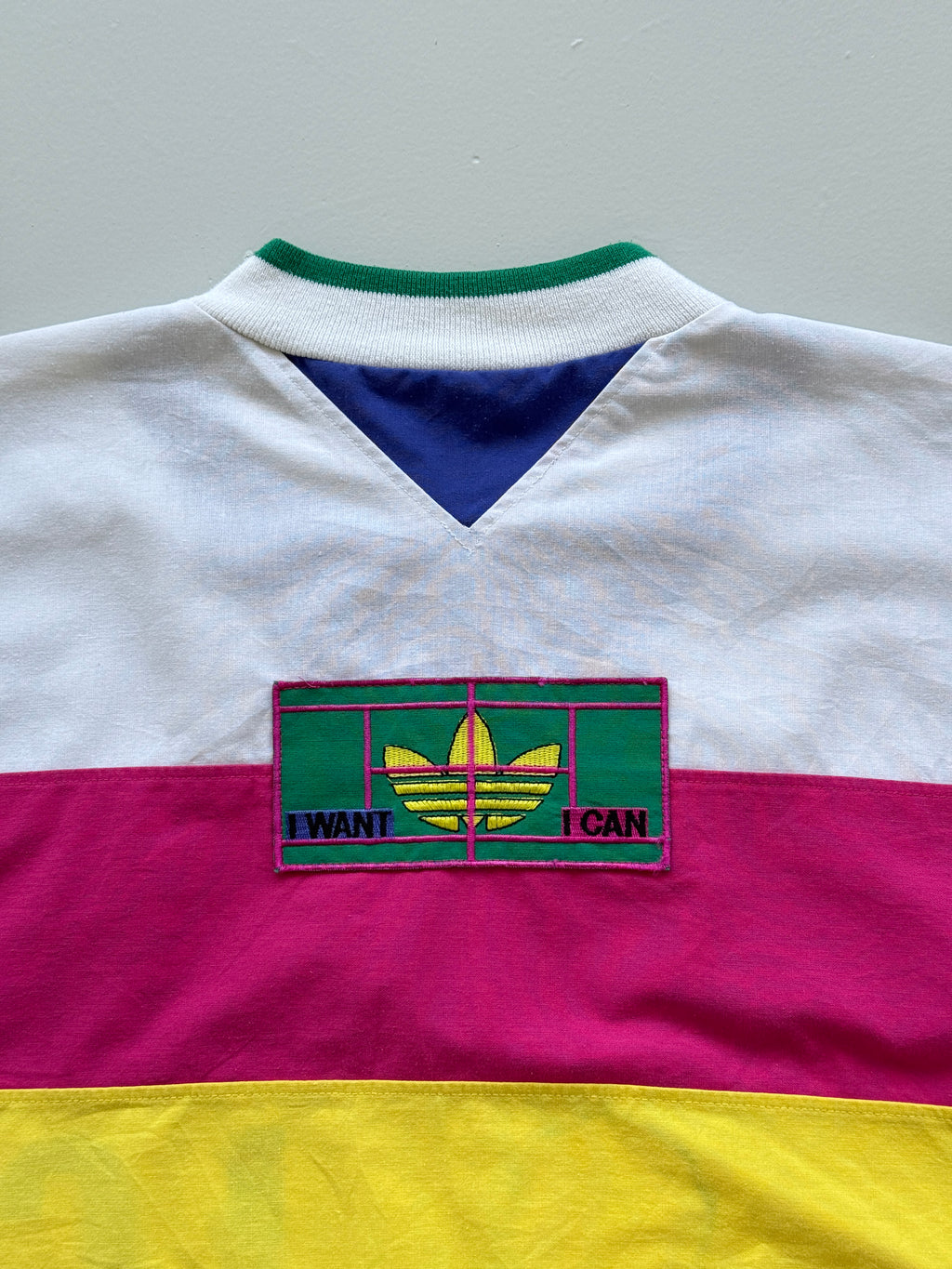 White Adidas 80's Vintage Graphic Tennis Pullover Windbreaker - Boxy Medium