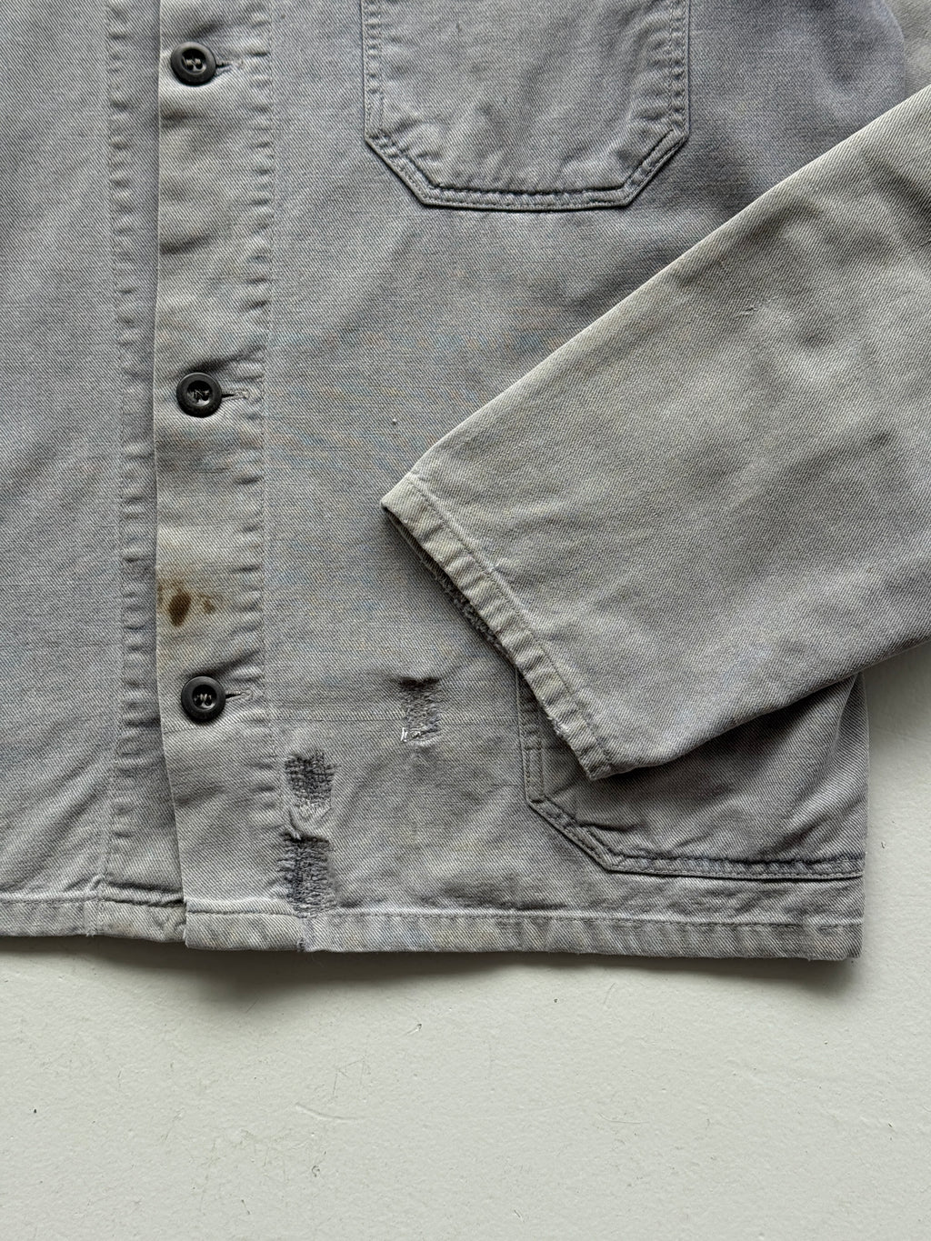Thrashed Faded Grey Chore Jacket 80's Vintage French Workwear CH155 - Medium