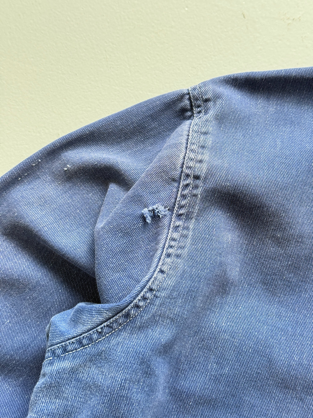 Faded Blue French Vintage Workwear Chore Jacket CH394 - Small