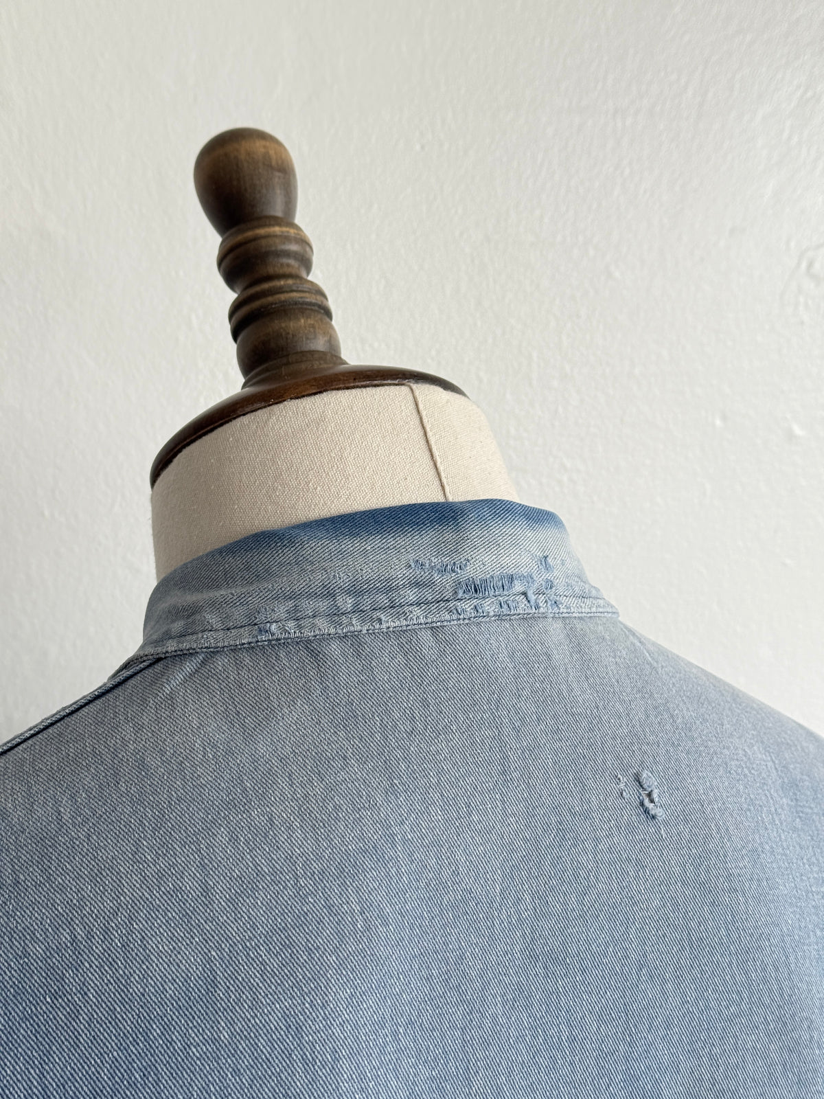 Thrashed Blue French 1960's Vintage Workwear Chore Jacket CH541 - Small