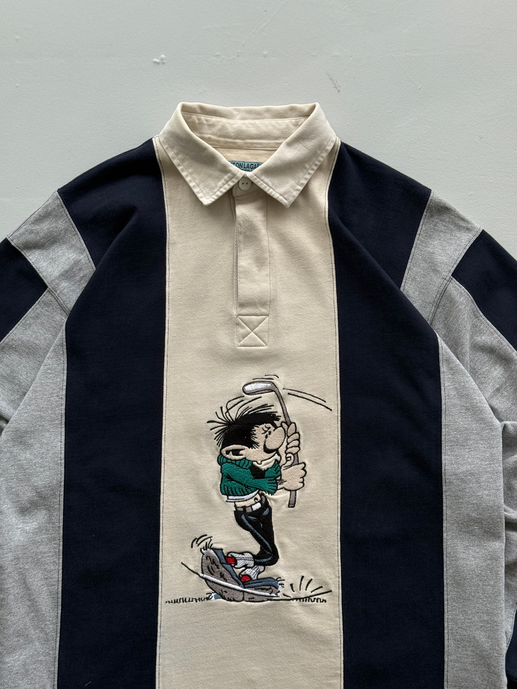 Gaston Lagaffe Studio Adventures Golf Graphic 90's Long Sleeve Rugby Polo - Medi