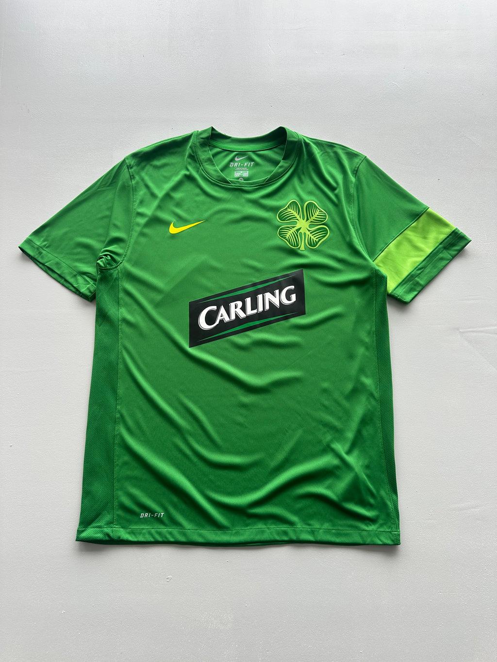 Nike Celtic FC Carling Sponsor 00's Vintage Training Football Shirt - Medium