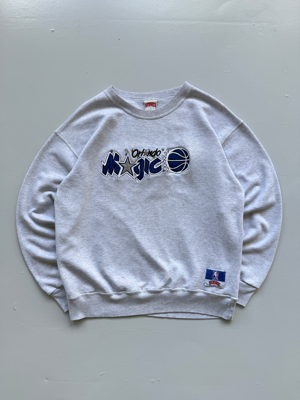 Grey Orlando Magic 90's Vintage Nutmeg Mills NBA Graphic Sweatshirt - Large