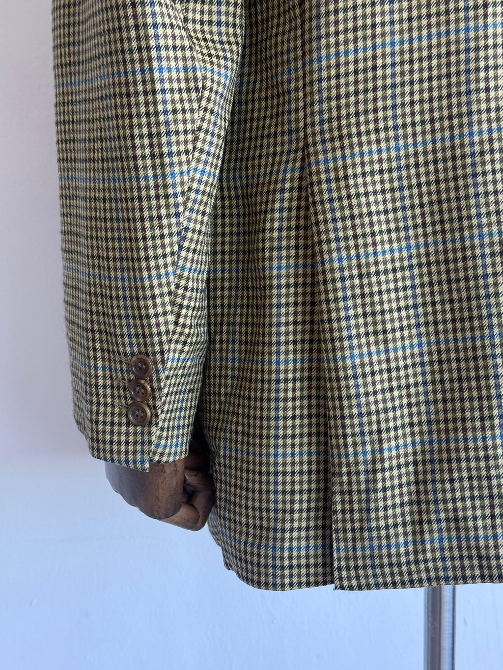 Burberry's 100% Cashmere Made in West Germany Vintage Blazer - Large