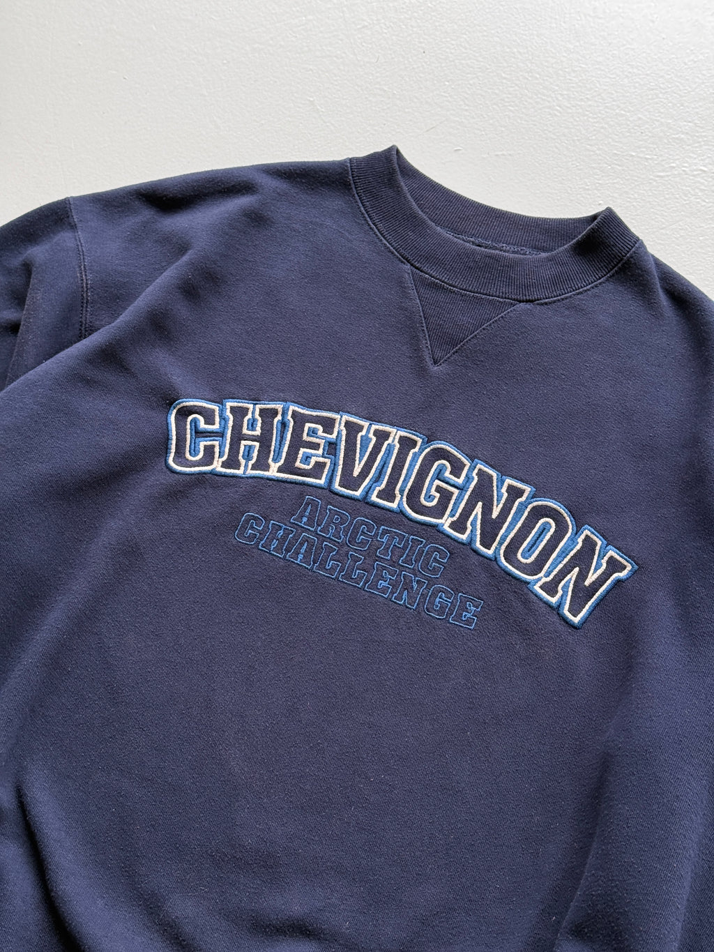 Chevignon Arctic Challenge 90's Vintage Sweatshirt - Medium
