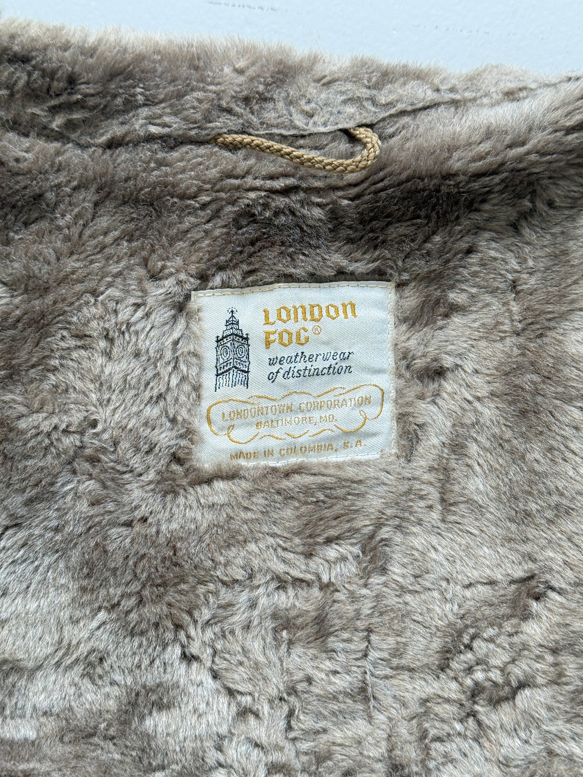 London Fog Faux Fur Collar 70's Vintage Hooded Jacket - Medium