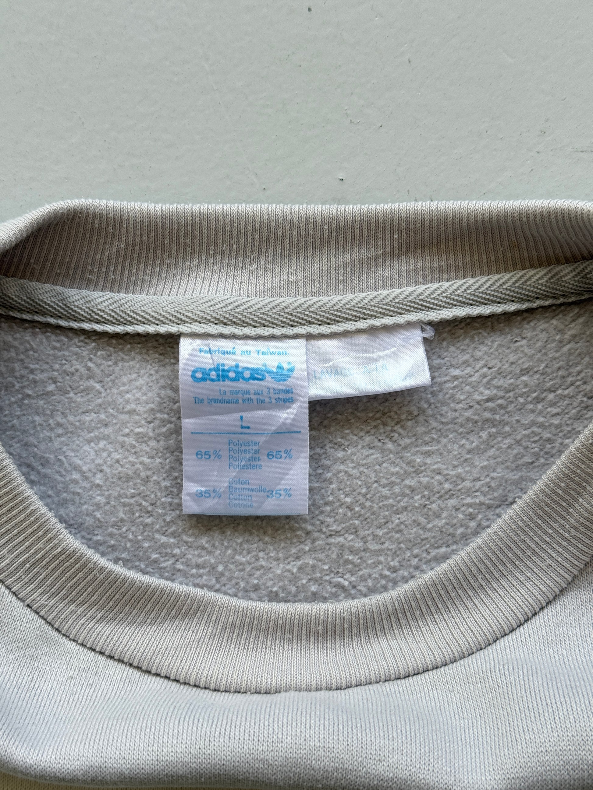 Rare Adidas 90's Vintage Graphic Devil's Toenail Kayaking Sweatshirt Jumper - XL