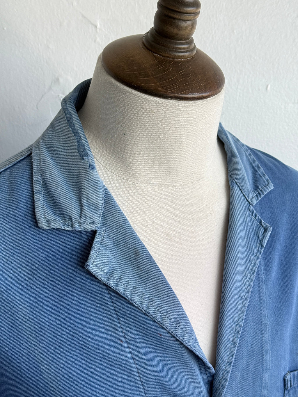 Thrashed Blue French 1950's Vintage Workwear Chore Jacket CH482 - Medium