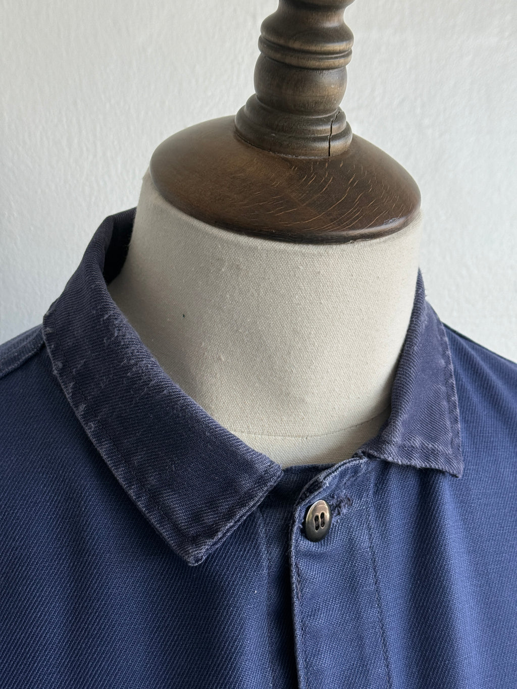 Thrashed Blue French Vintage Workwear Chore Jacket CH428 - Medium