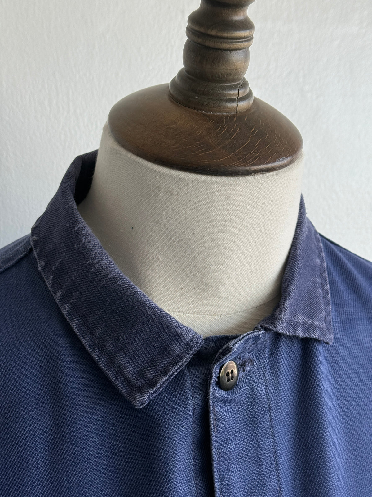 Thrashed Blue French Vintage Workwear Chore Jacket CH428 - Medium
