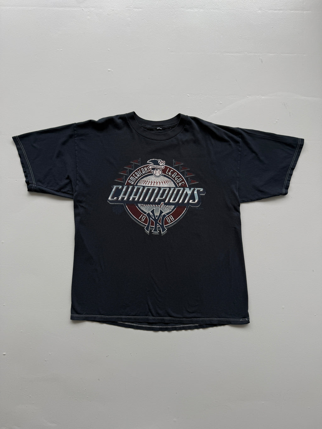 Navy Blue Overdyed New York Yankees 00's Vintage Baseball Graphic T-Shirt - XL