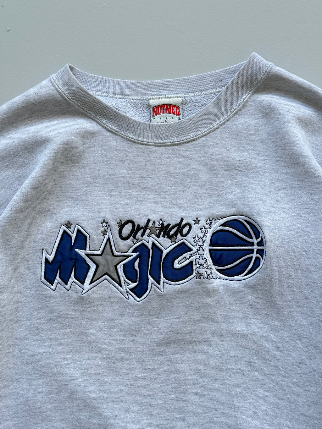 Grey Orlando Magic 90's Vintage Nutmeg Mills NBA Graphic Sweatshirt - Large