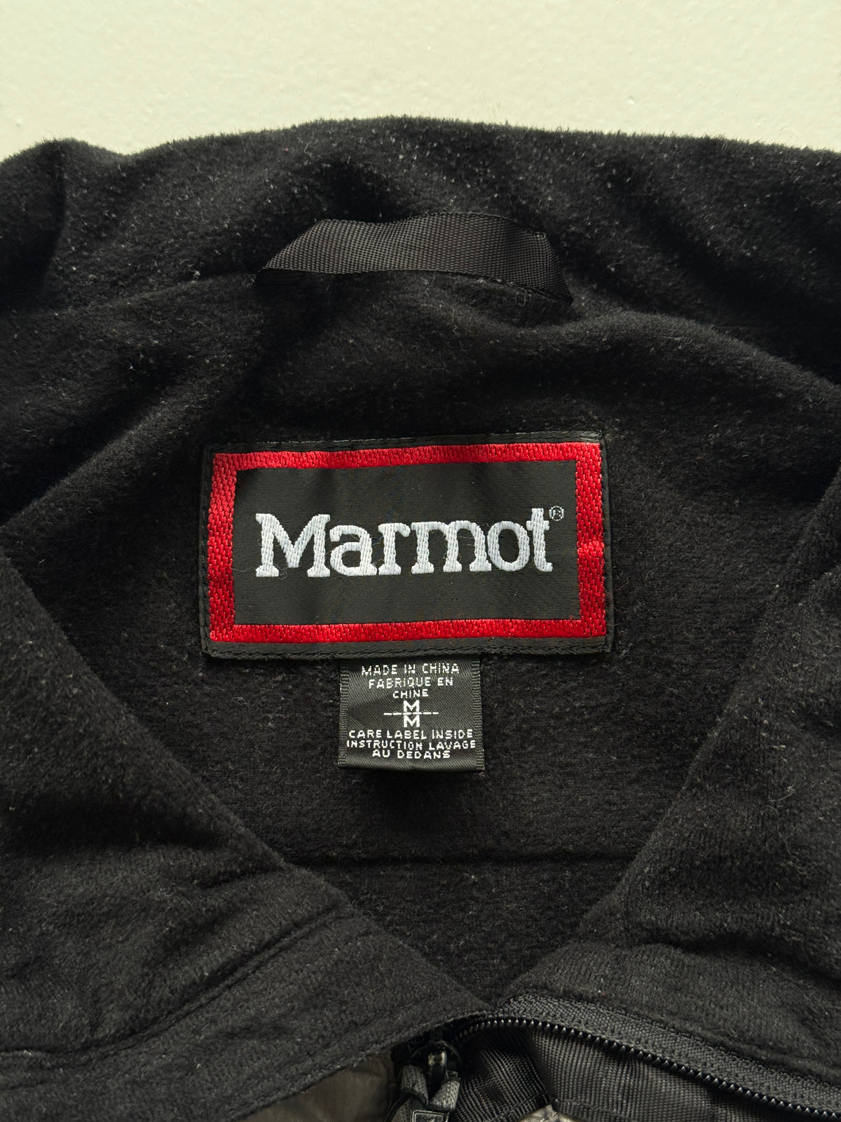 Marmot Silver & Black 00's Vintage Lightweight Insulated Jacket - Medium