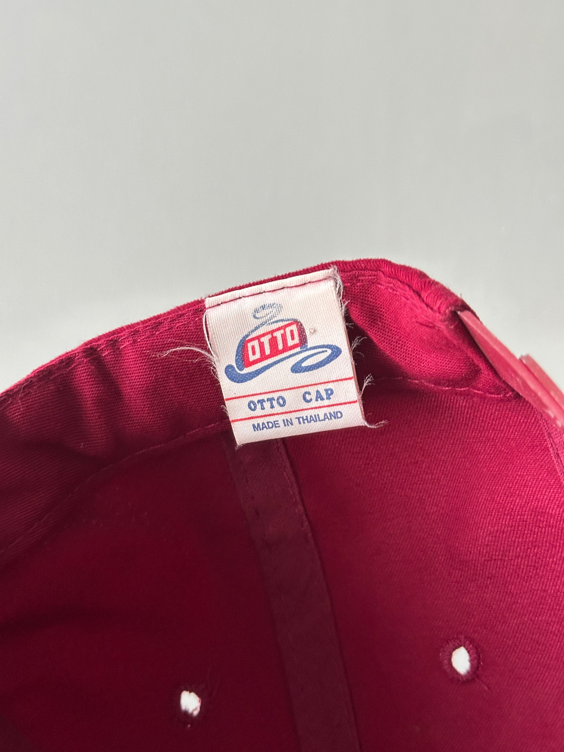 Red YES Beverly Hills 90's Vintage SnapBack Trucker Cap
