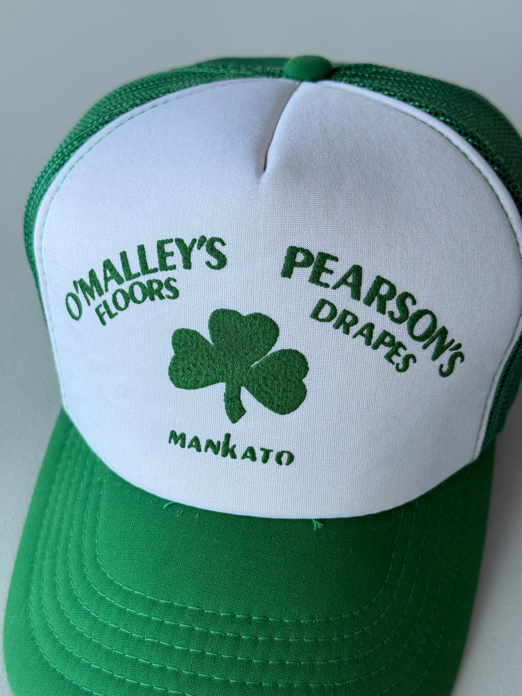 Green / White O'Malley's Irish Shamrock 80's Vintage Foam and Mesh SnapBack Truc