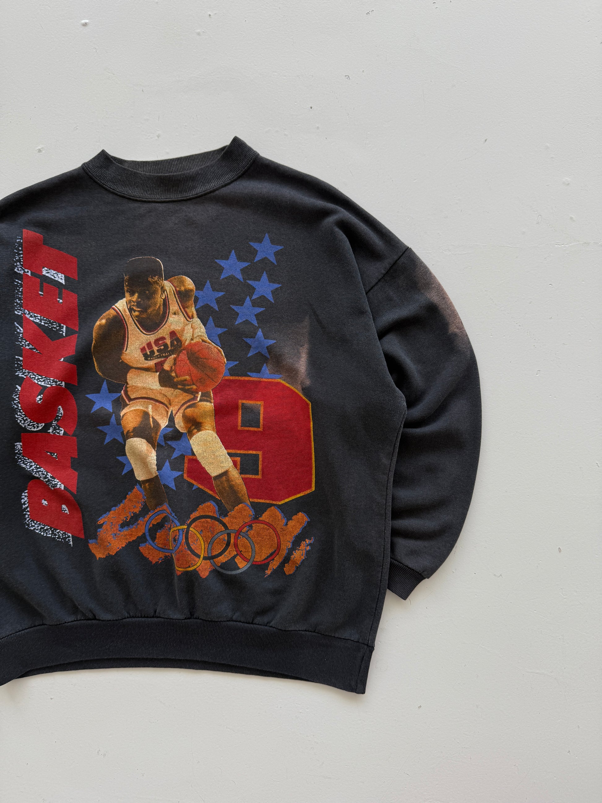Patrick Ewing #9 USA Basketball Olympics 90's Vintage Sweatshirt - Medium