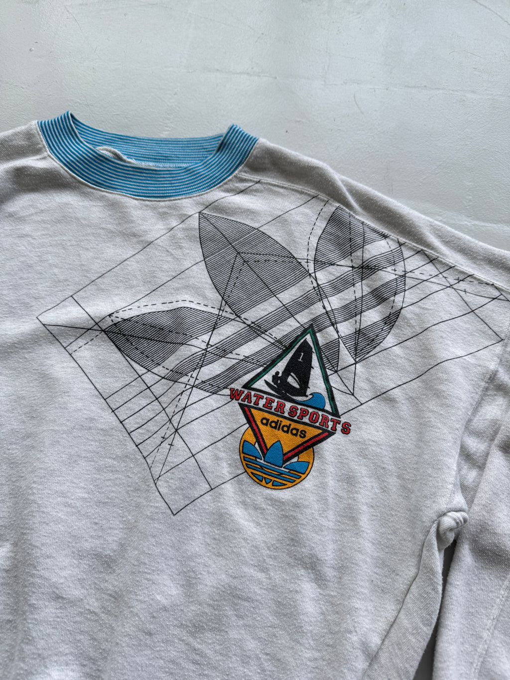 Grey Adidas 80's Vintage Graphic Water Sports Sweatshirt Jumper - Large