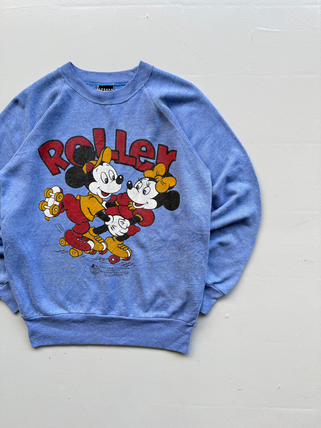 Blue Mickey and Minnie 90's Vintage Disney Graphic Sweatshirt - Small