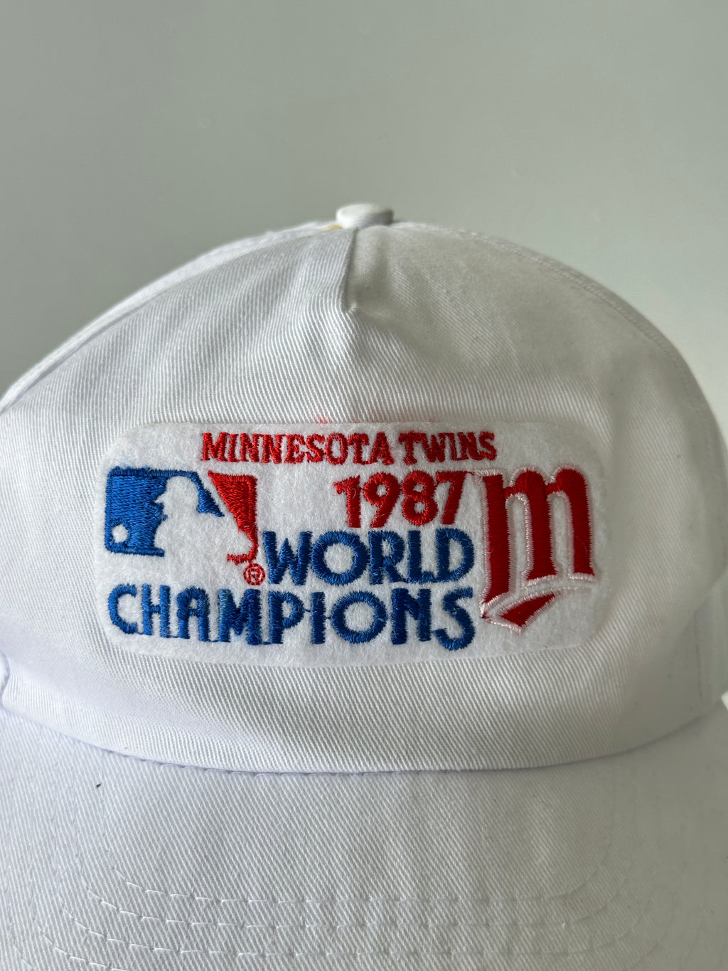 White Minnesota Twins 1987 World Champions Vintage SnapBack Trucker Cap