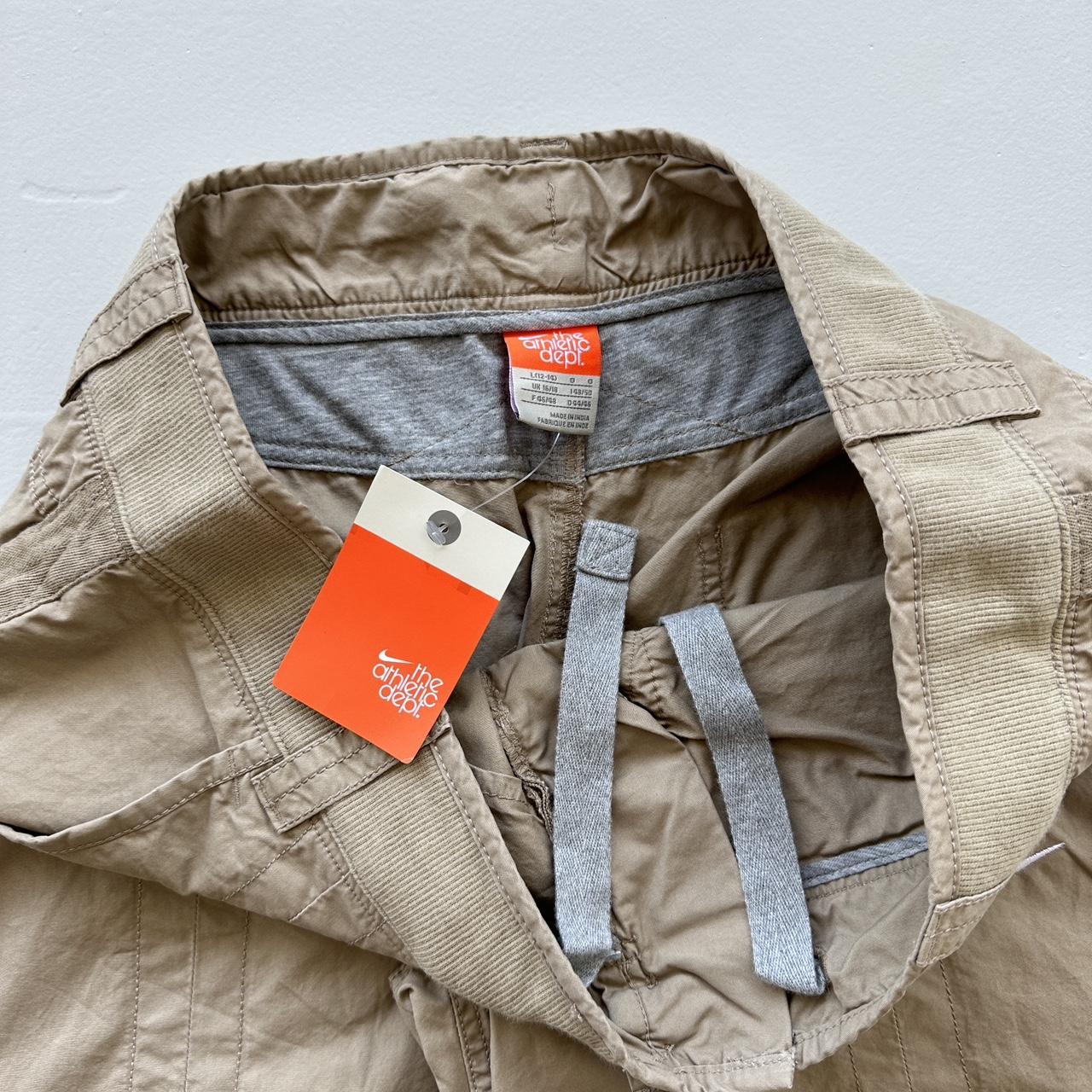 Cream Women’s Wide Leg Low-Rise Nike Dead-stock Y2K Cargo Pants - 34" x 31"