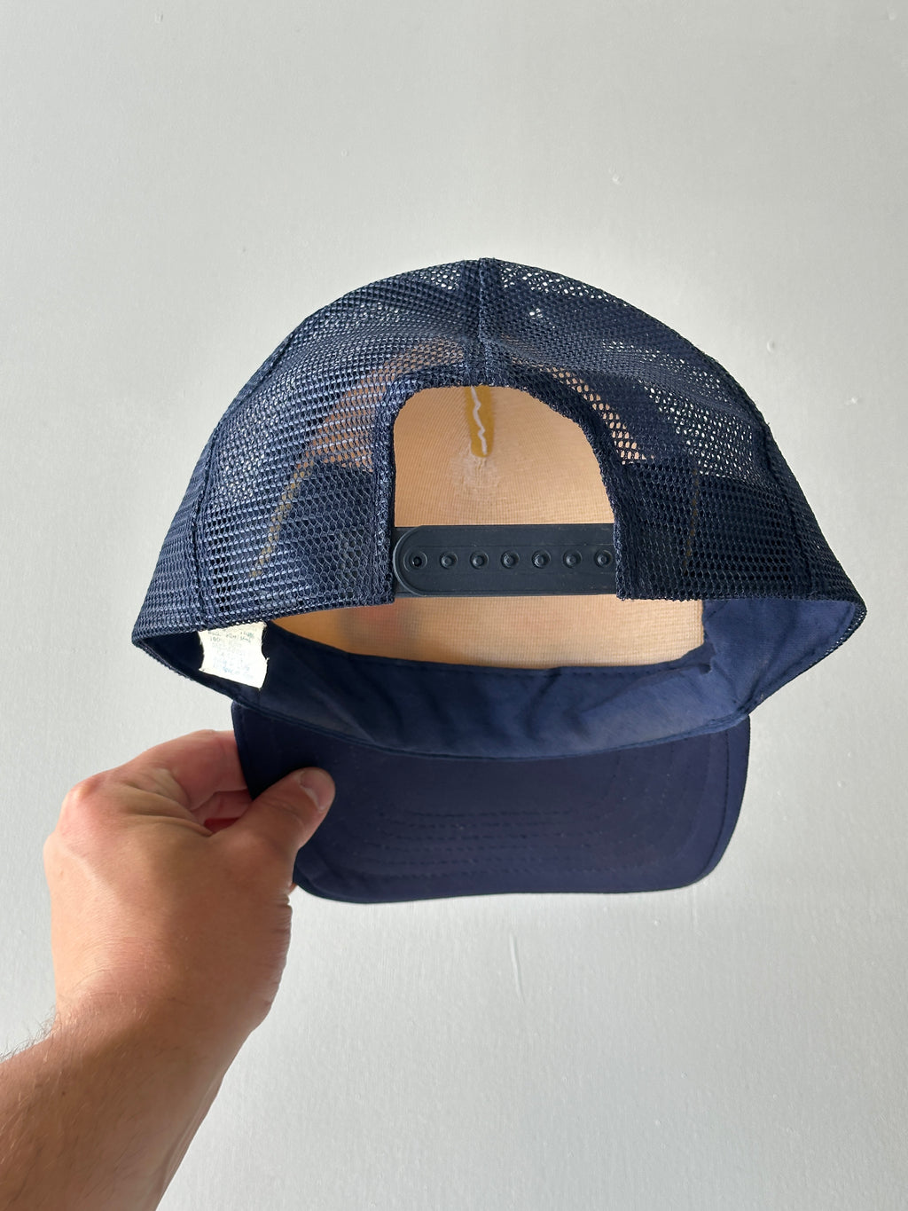 White / Navy Fishing Season 90's Vintage Foam and Mesh SnapBack Trucker Cap