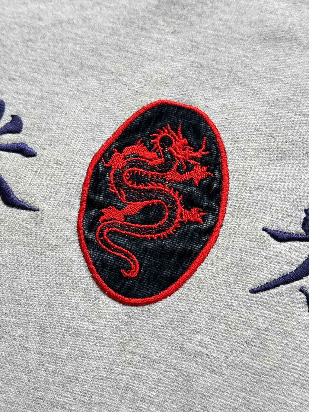 Axel News Chinese Dragon 90's Vintage Sweatshirt - Large