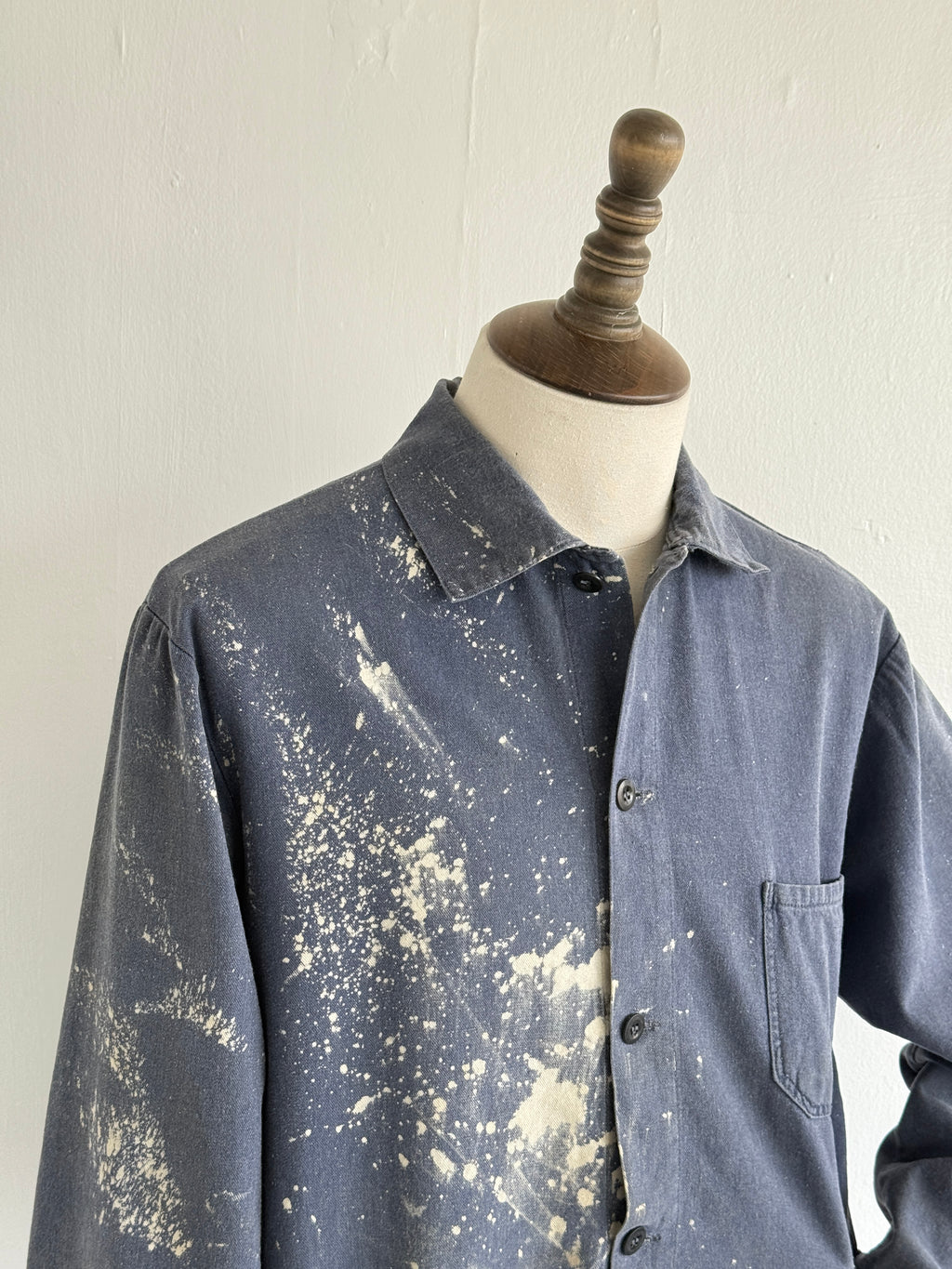 Thrashed Blue French Vintage Workwear Chore Jacket CH362 - Medium