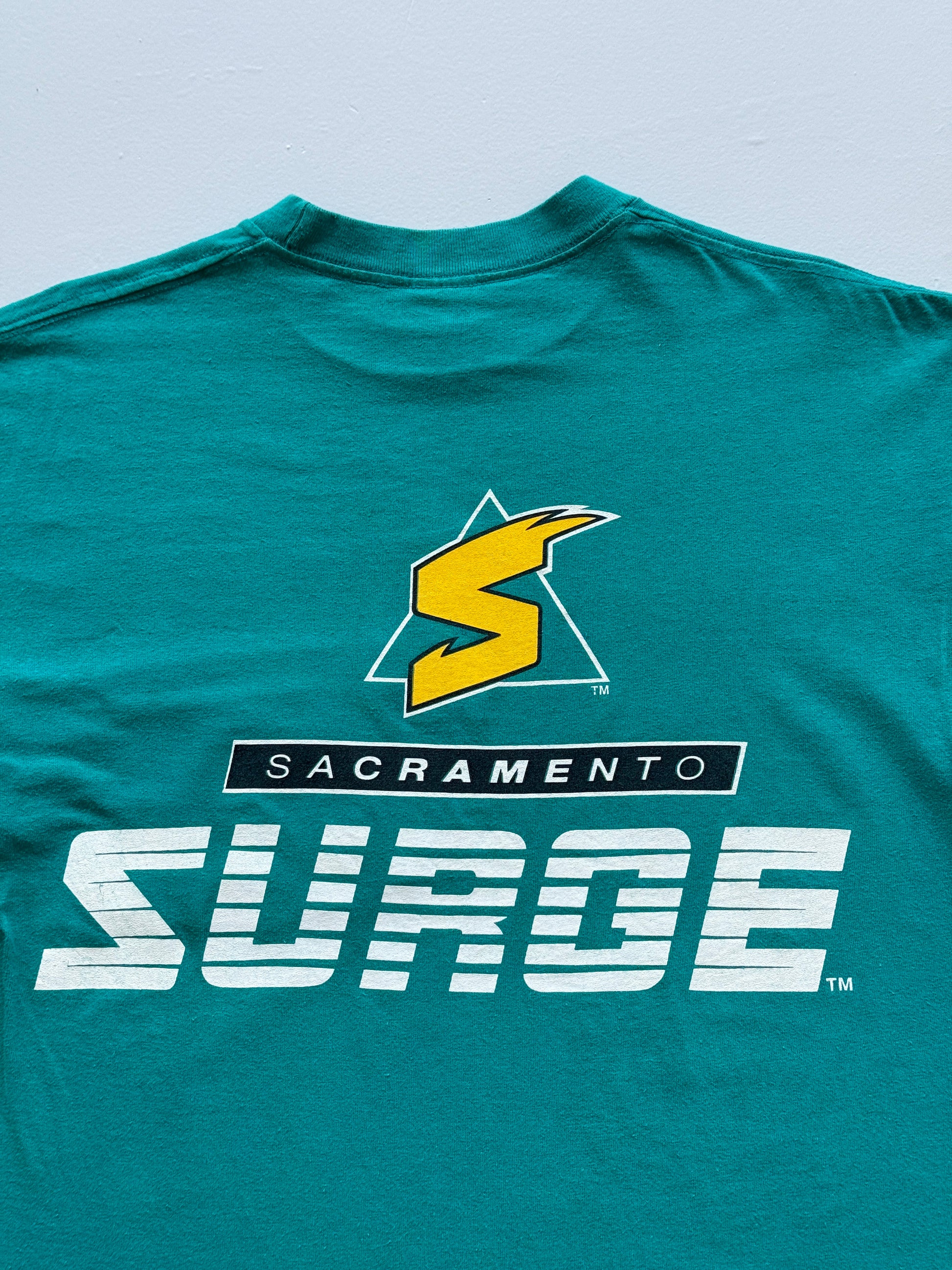 Teal Sacramento Surge 90's Vintage American Football Graphic Pocket T-Shirt - Me