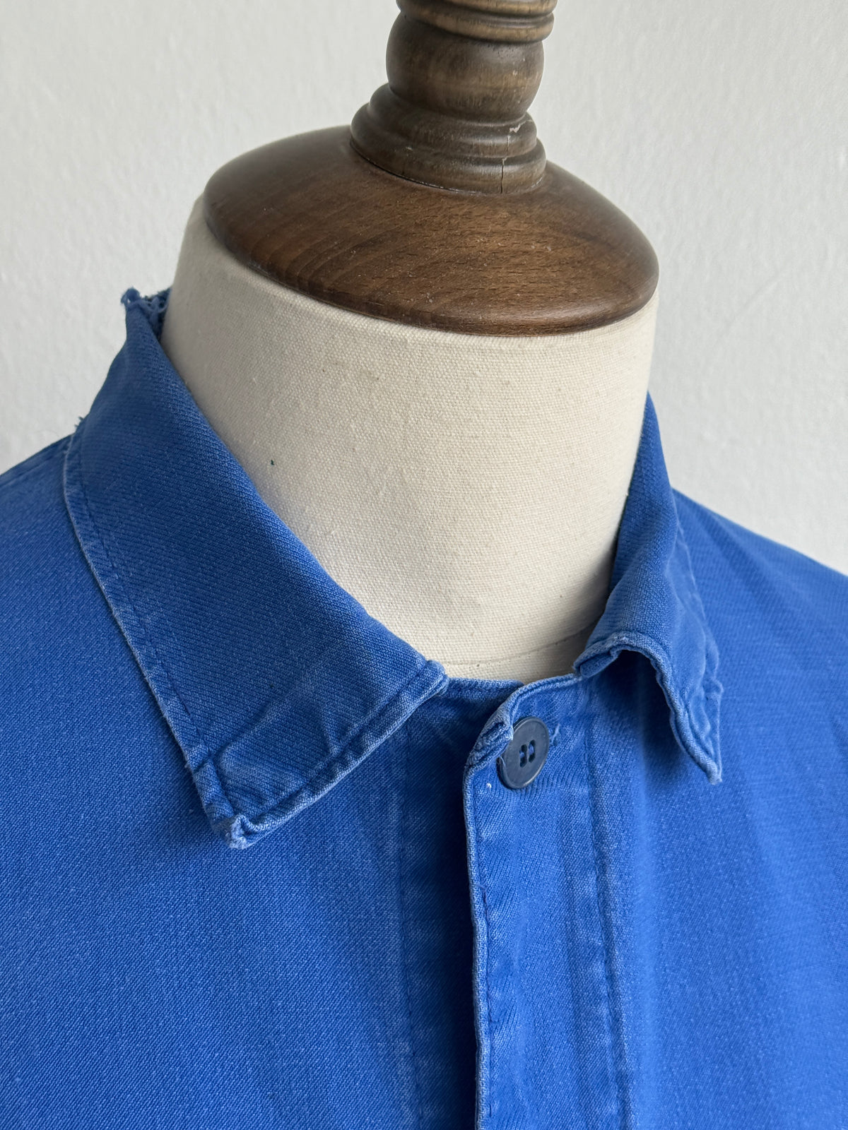 Thrashed Blue French 1970s Vintage Workwear Chore Jacket CH447 - Small