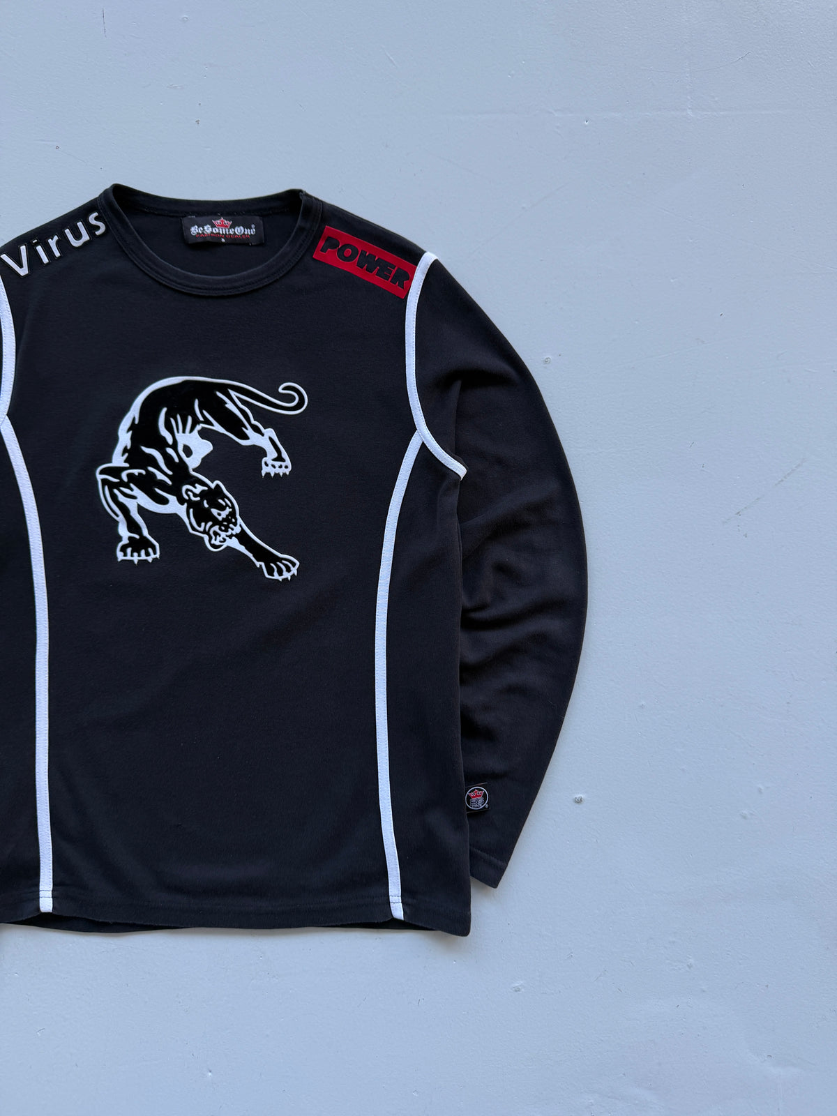 Black BeSomeOne Panther Virus Y2K Vintage Graphic Long Sleeve T-Shirt - Small