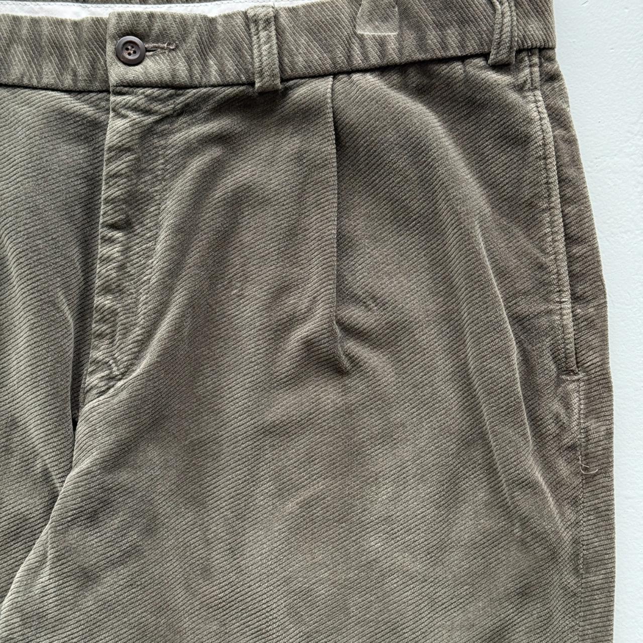Green Marks & Spencer Vintage Corduroy Pants - 34" x 27"