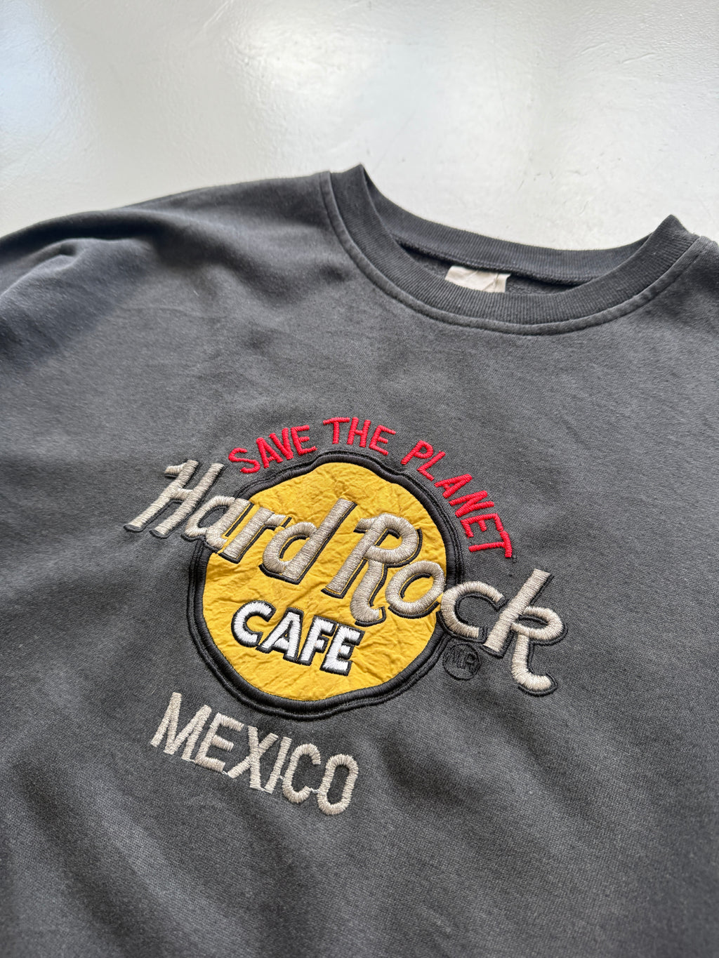 Grey Hard Rock Cafe 90's Vintage Sweatshirt Jumper - Medium Oversized