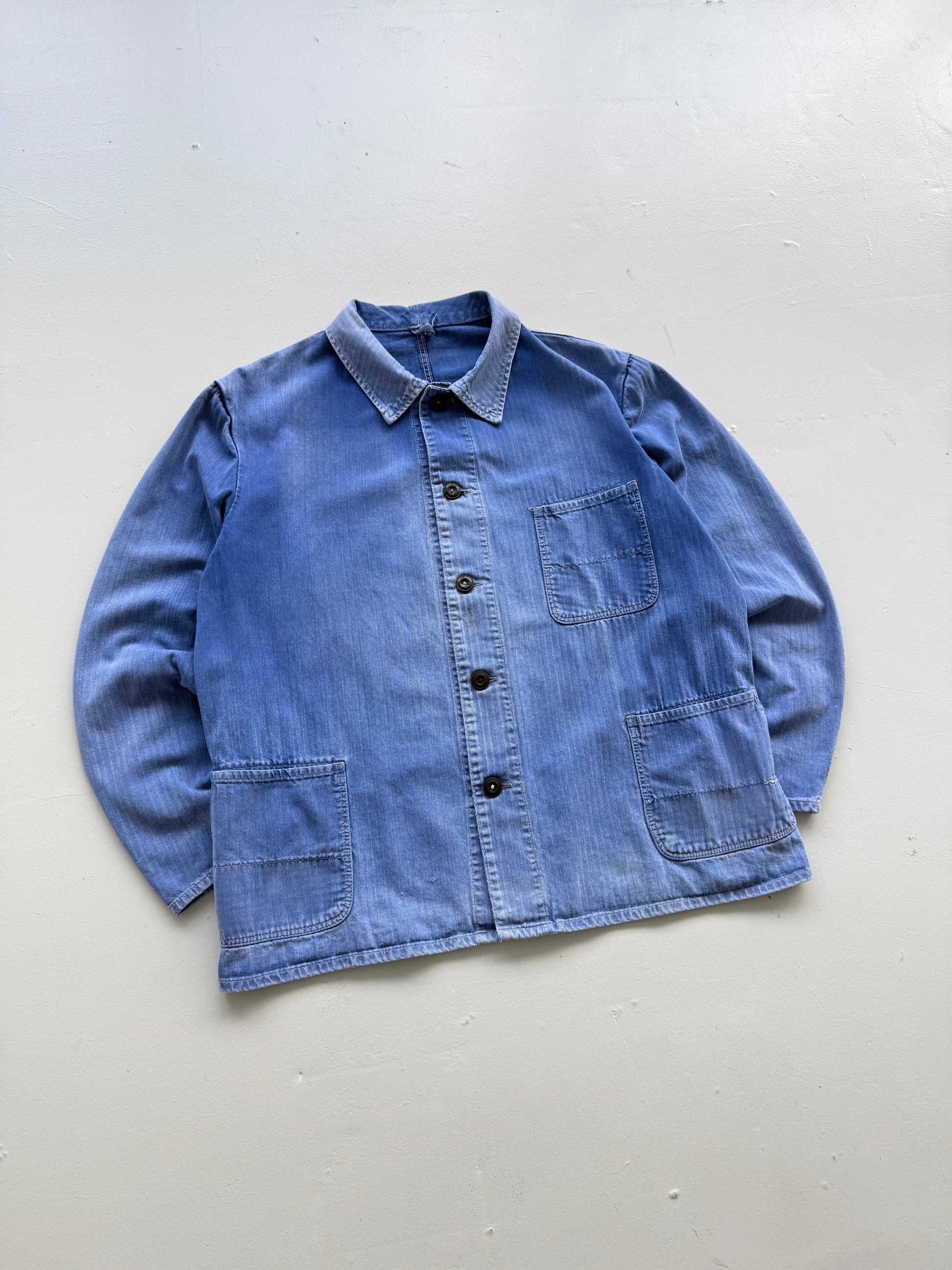 Faded Blue Herringbone French Vintage Workwear Chore Jacket CH385 - Medium
