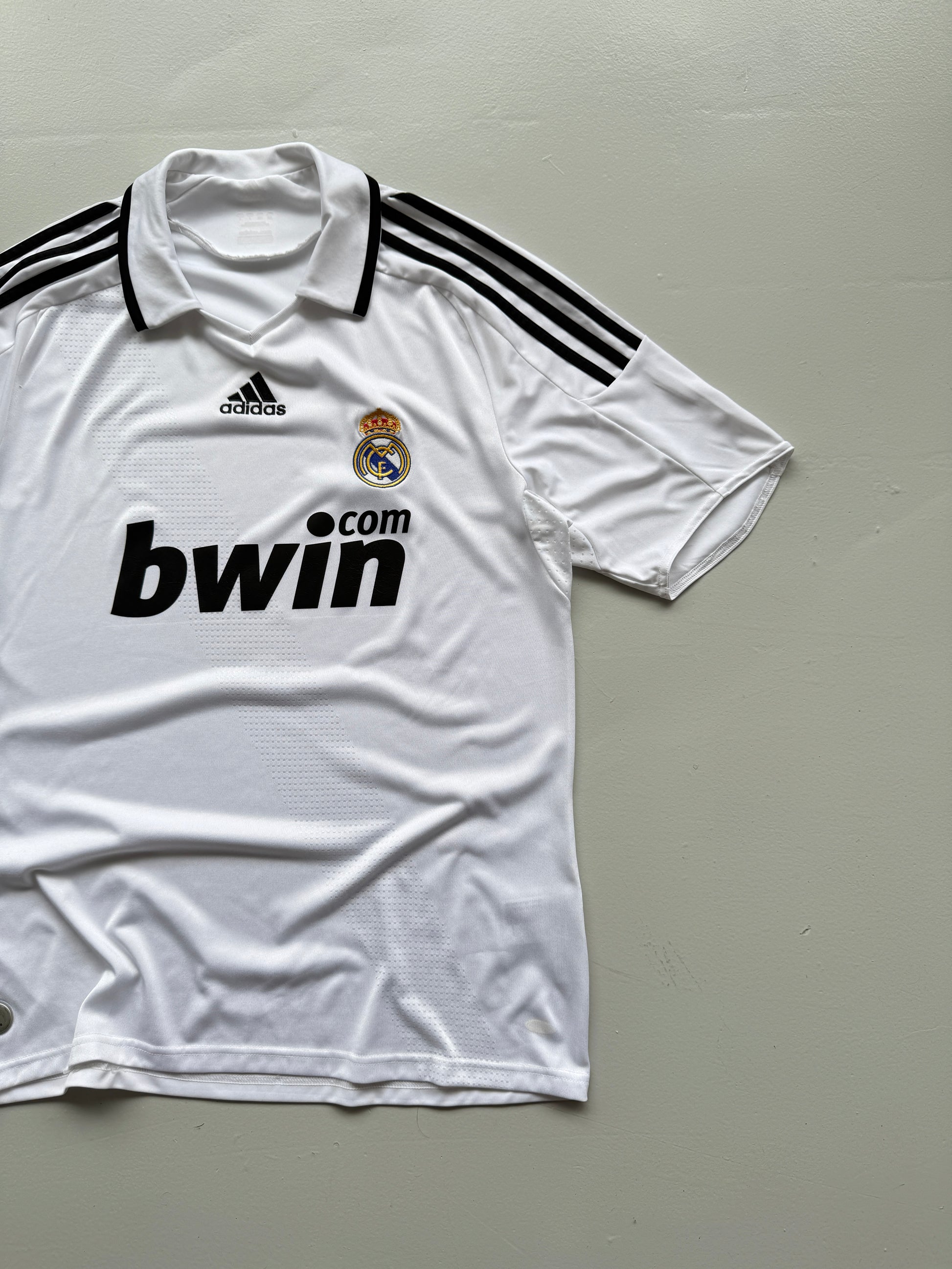 Adidas 2008-09 Real Madrid Home Football Shirt - Large