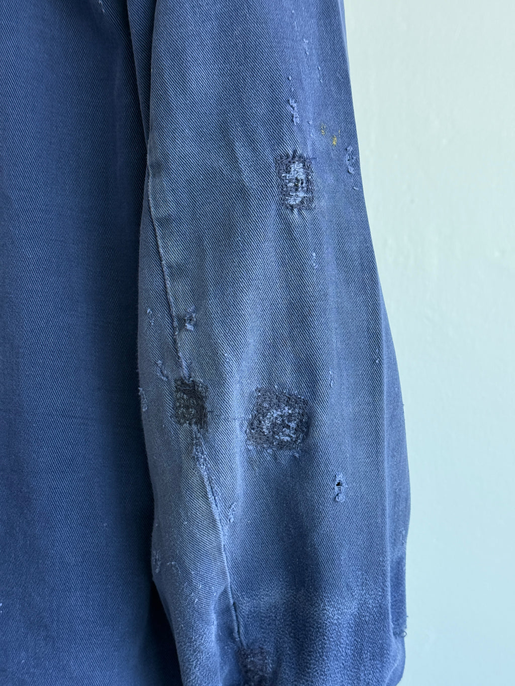 Thrashed Blue French 1970s Vintage Workwear Chore Jacket CH456 - Small