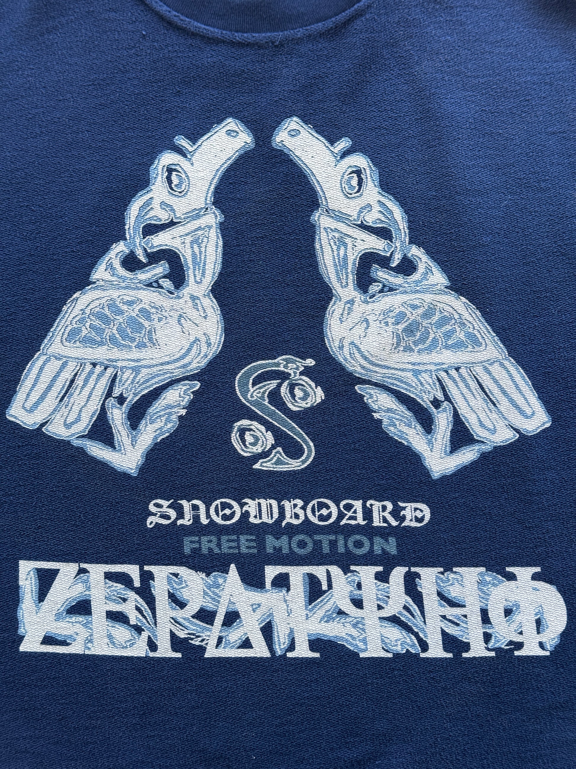 Navy Blue Free Motion 90's Vintage Snowboard Graphic Sweatshirt T-Shirt - Medium