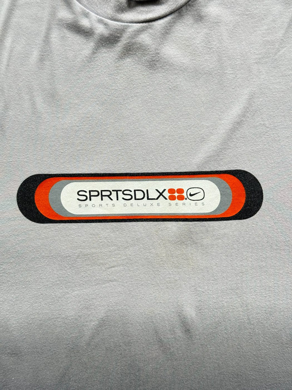 Nike SPRTSDLX Sports Deluxe Series Vintage Graphic T-Shirt - Large